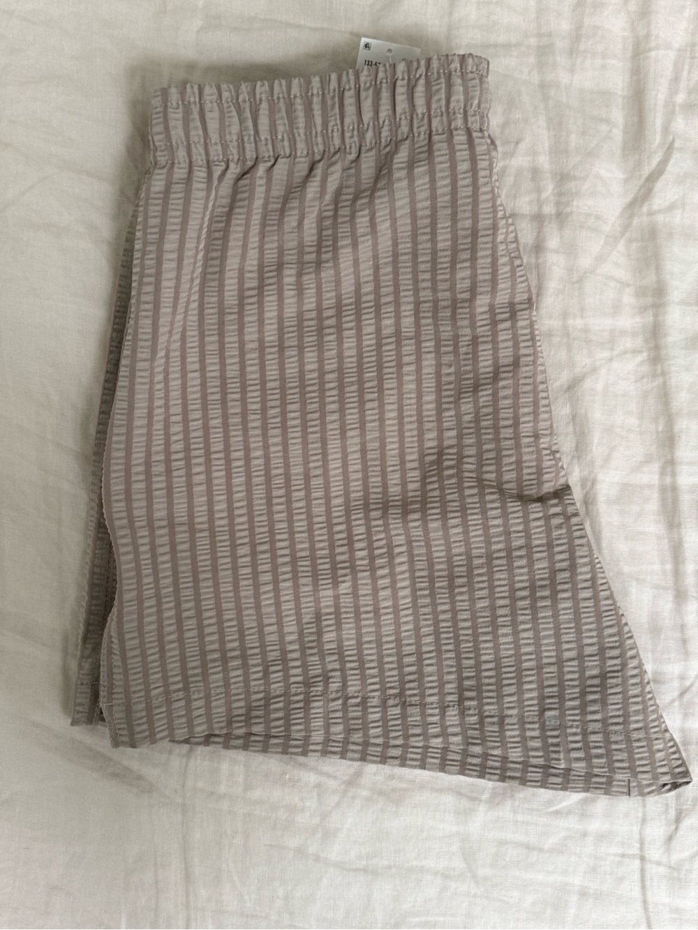 Abercrombie & Fitch Men's 5" Swim Trunk - Taupe - Picture 5 of 6